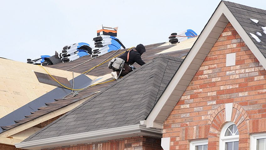 Global Commercial Roofing Materials Market Top Players 2019 – 2025 : GAF, CertainTeed Corporation, TAMKO Building Products, Inc., Firestone Building Products Company 1 Global Commercial Roofing Materials Market Top Players 2019 – 2025 : GAF, CertainTeed Corporation, TAMKO Building Products, Inc., Firestone Building Products Company 1